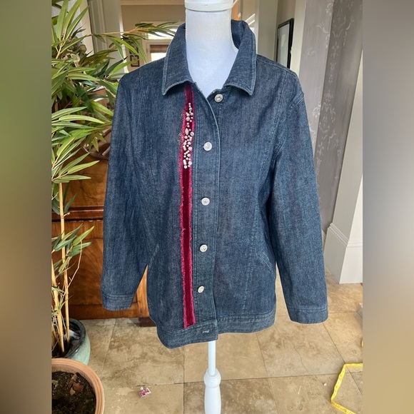 iOS Embellish ladies denim jacket. large. NWOT. Never. Worn. Perfect condition - Picture 3 of 16